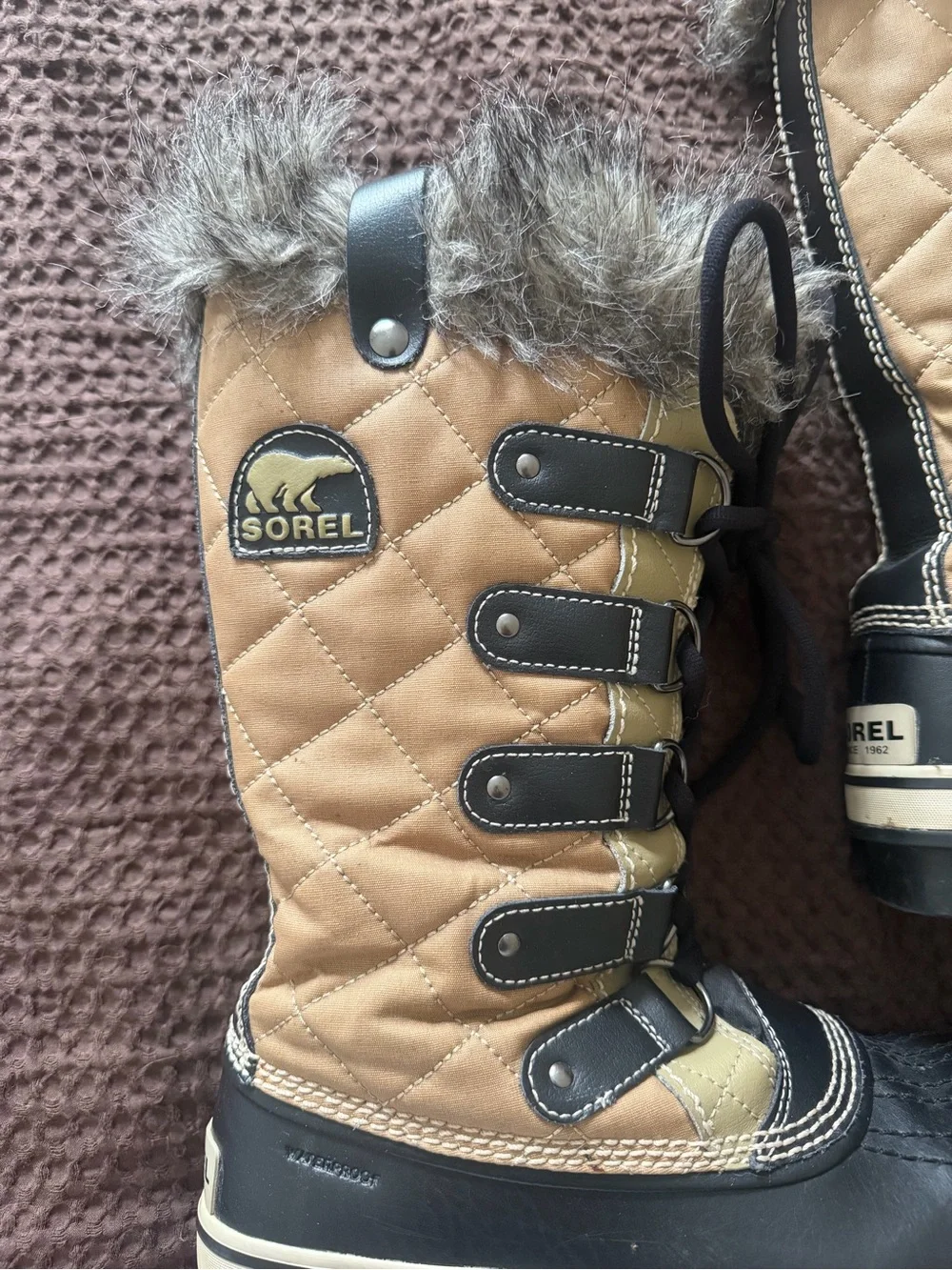 Sorel Tan and Black Quilted Faux-Fur Winter Boots - Women's